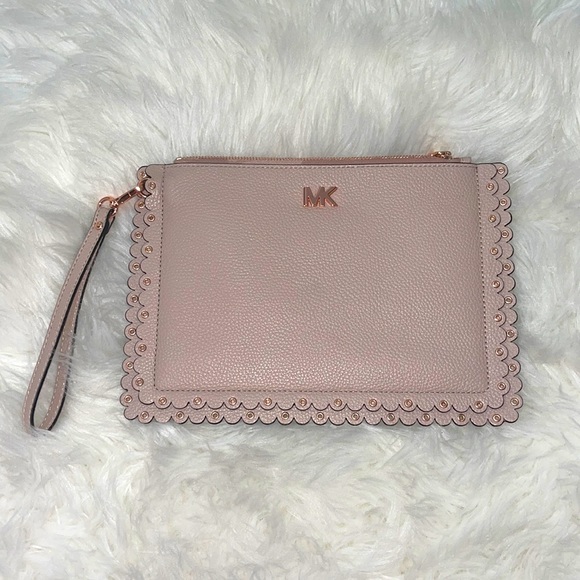 Michael Kors Handbags - Authentic Rose Gold Michael Kors Clutch